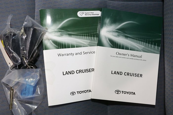 2025 Toyota Landcruiser GXL