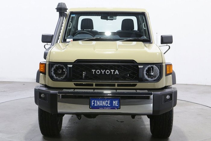 2025 Toyota Landcruiser GXL