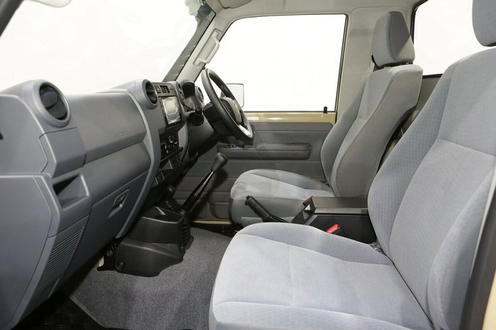 2025 Toyota Landcruiser GXL