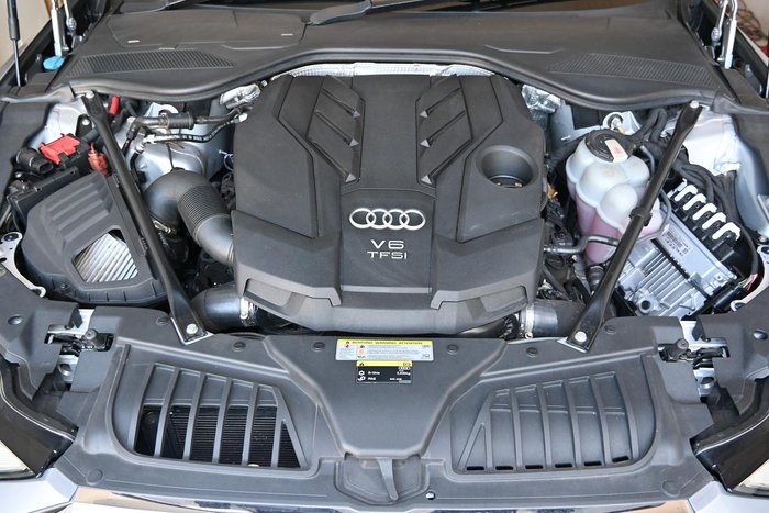 2018 Audi A8 55 TFSI Plus