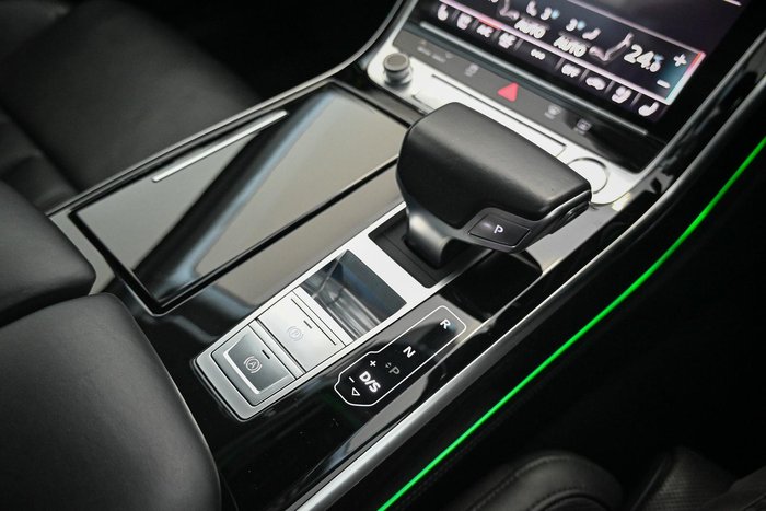 2018 Audi A8 55 TFSI Plus