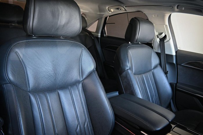 2018 Audi A8 55 TFSI Plus