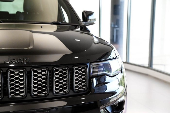 2020 Jeep Grand Cherokee Night Eagle