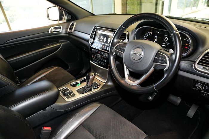 2020 Jeep Grand Cherokee Night Eagle