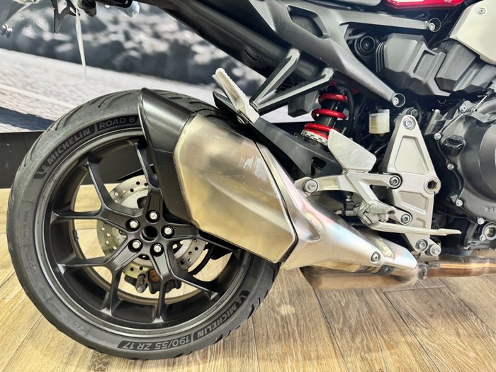 2019 Honda CB1000R (ABS) RED