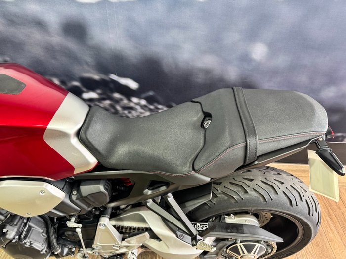 2019 Honda CB1000R (ABS) RED