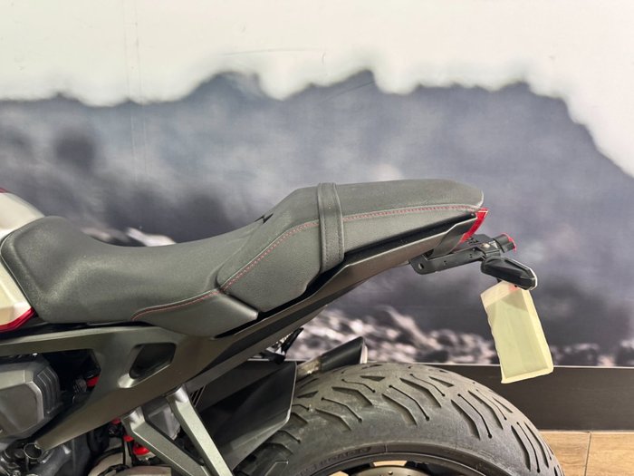 2019 Honda CB1000R (ABS) RED