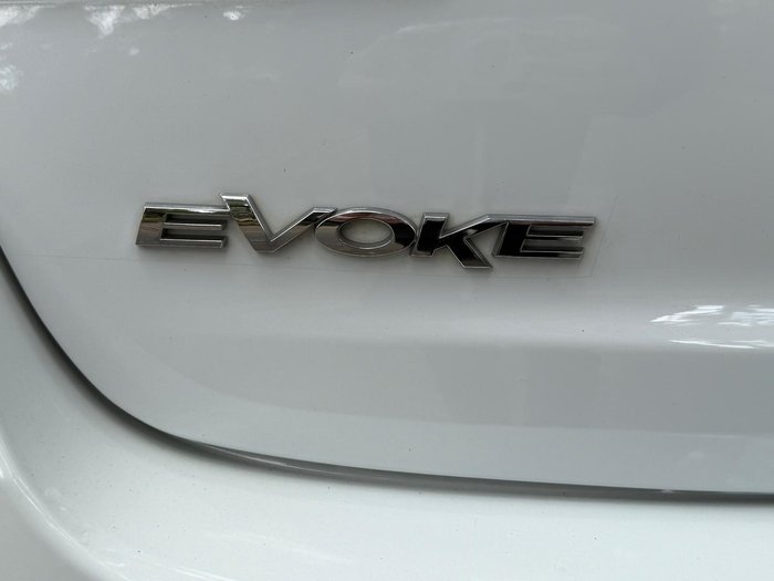 2017 Holden Commodore Evoke VF Series II MY17 Heron White