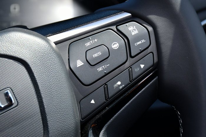 2025 Isuzu MU-X LS-T