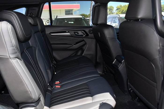 2025 Isuzu MU-X LS-T