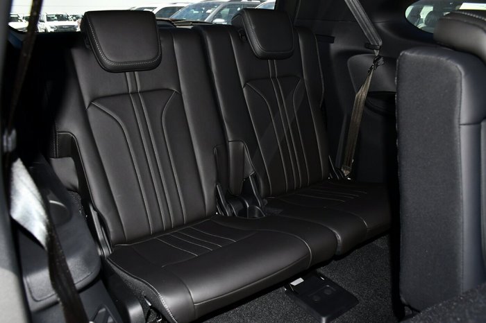 2025 Isuzu MU-X LS-T