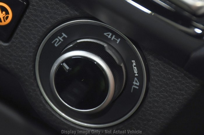 2025 Isuzu D-MAX X-TERRAIN