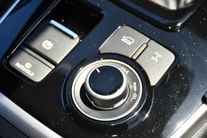 2025 Isuzu MU-X X-TERRAIN