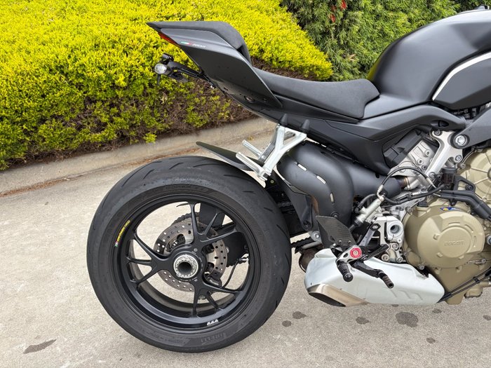 2022 DUCATI STREETFIGHTER V4 S MATTE