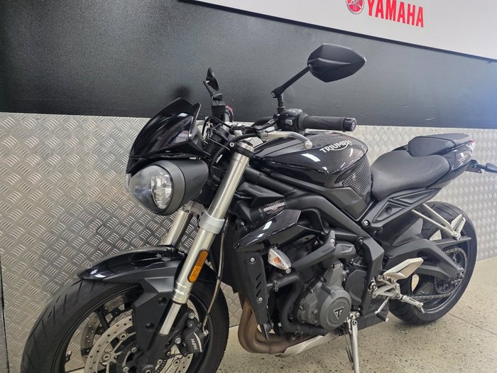 2019 Triumph STREET TRIPLE S 660 LAMS BLACK