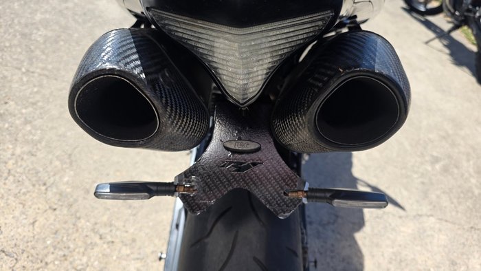 2010 Yamaha YZF-R1 BLACK