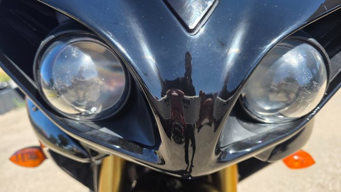 2010 Yamaha YZF-R1 BLACK