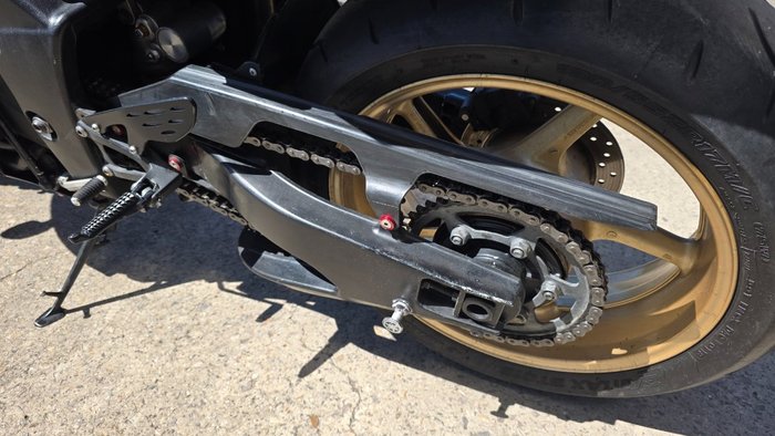 2010 Yamaha YZF-R1 BLACK