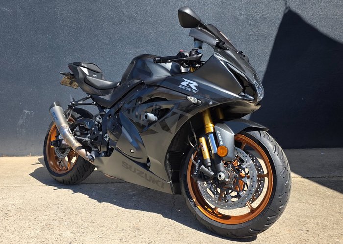 2021 Suzuki GSX-R1000R BLACK