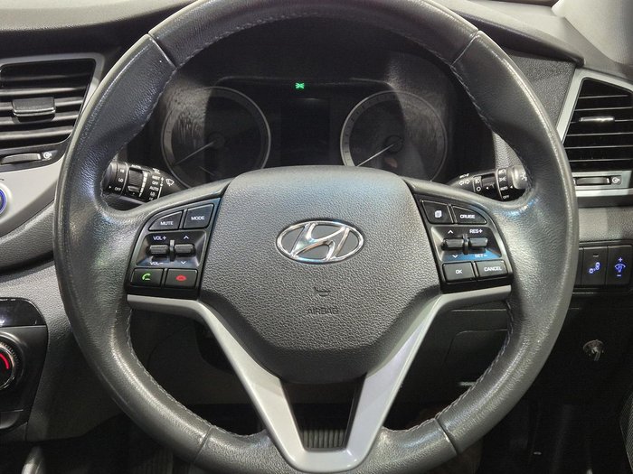 2015 Hyundai Tucson Highlander TLe AWD Platinum Silver