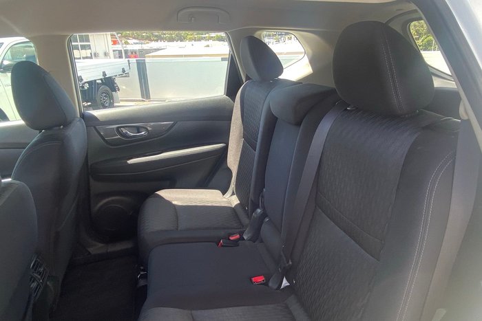 2018 Nissan X-TRAIL ST