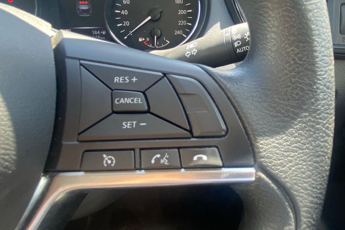 2018 Nissan X-TRAIL ST