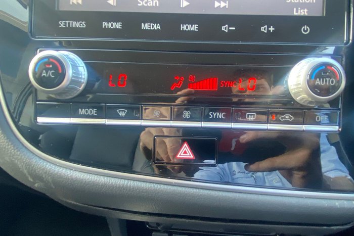 2019 Mitsubishi Outlander LS