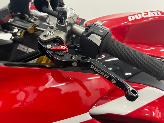 2023 DUCATI PANIGALE V2 BAYLISS 20TH ANNIV Red