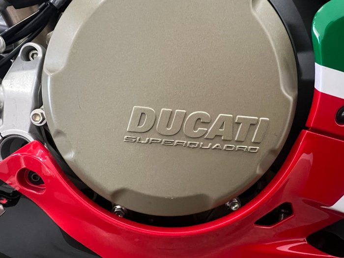 2023 DUCATI PANIGALE V2 BAYLISS 20TH ANNIV Red