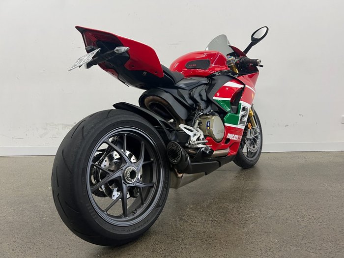 2023 DUCATI PANIGALE V2 BAYLISS 20TH ANNIV Red