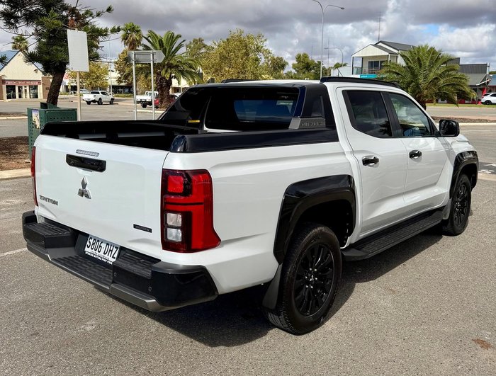 2025 Mitsubishi Triton GSR