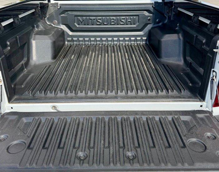 2025 Mitsubishi Triton GSR