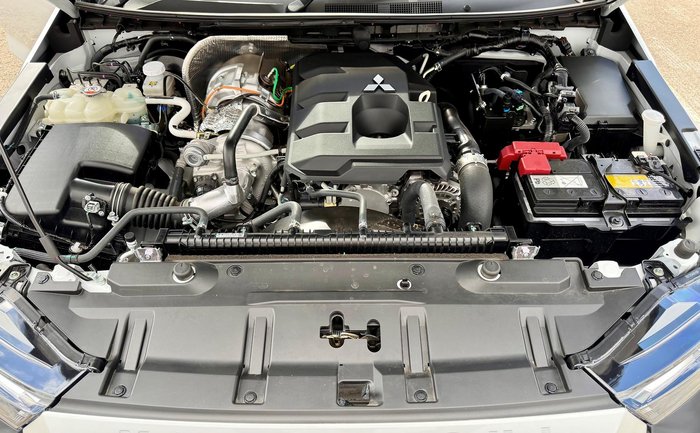 2025 Mitsubishi Triton GSR