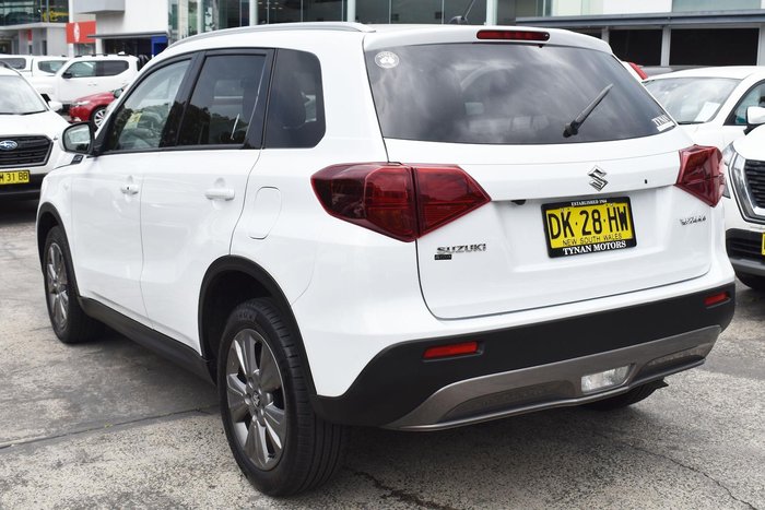 2023 Suzuki Vitara LY Series II Cool White