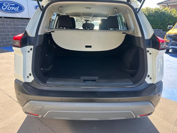 2023 Nissan X-TRAIL ST