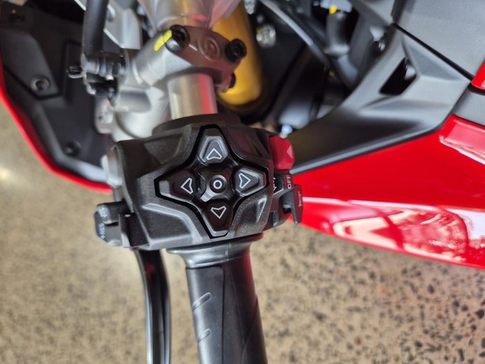 2025 Ducati Panigale V2 S