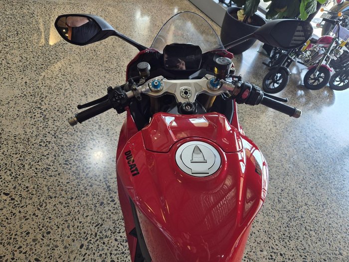 2025 Ducati Panigale V2 S