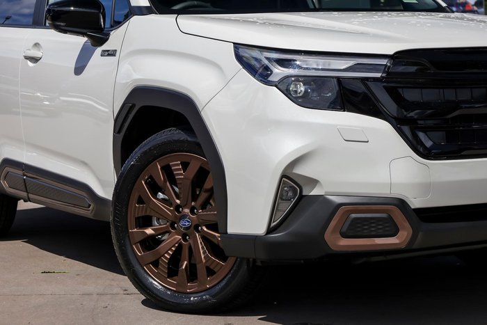 2025 Subaru Forester Hybrid Sport S6 MY26 AWD Crystal White