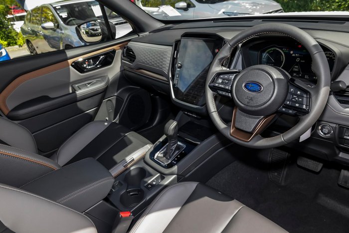 2025 Subaru Forester Hybrid Sport S6 MY26 AWD Crystal White