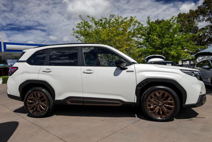 2025 Subaru Forester Hybrid Sport S6 MY26 AWD Crystal White