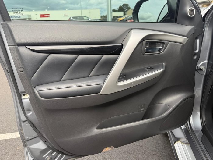 2016 Mitsubishi Pajero Sport Exceed