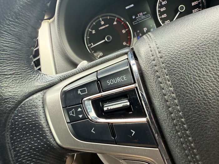 2016 Mitsubishi Pajero Sport Exceed