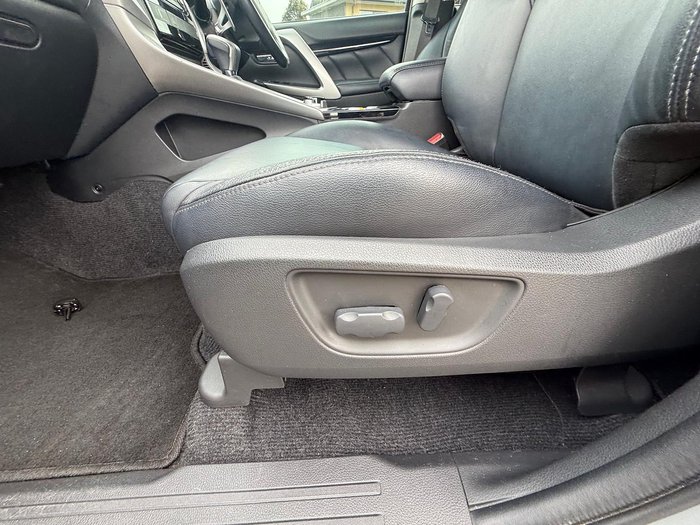 2016 Mitsubishi Pajero Sport Exceed