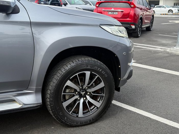 2016 Mitsubishi Pajero Sport Exceed