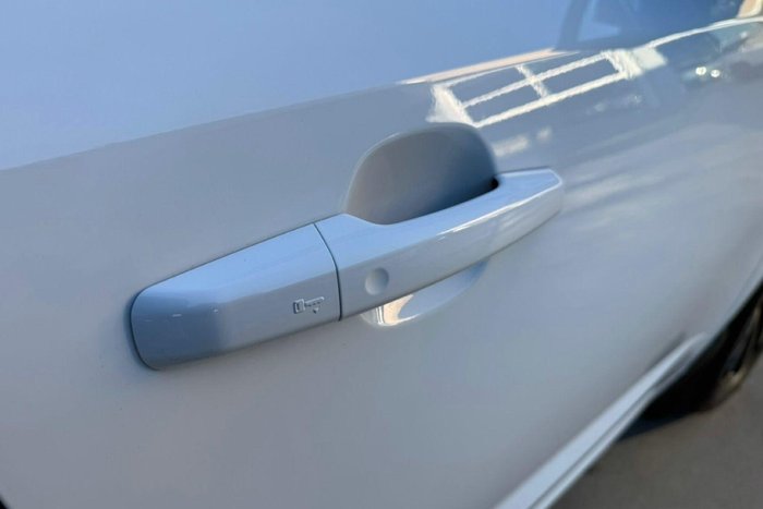 2021 Jaguar E-PACE P250 R-Dynamic SE