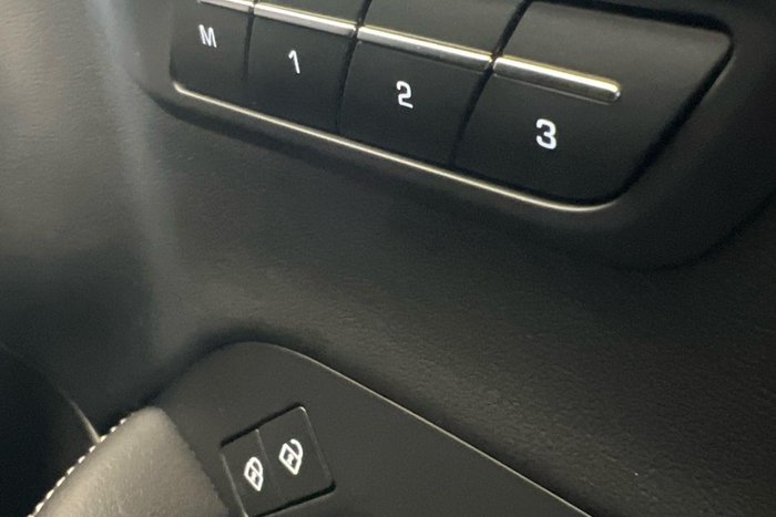 2021 Jaguar E-PACE P250 R-Dynamic SE