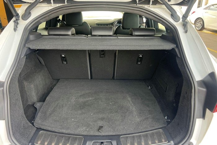 2021 Jaguar E-PACE P250 R-Dynamic SE