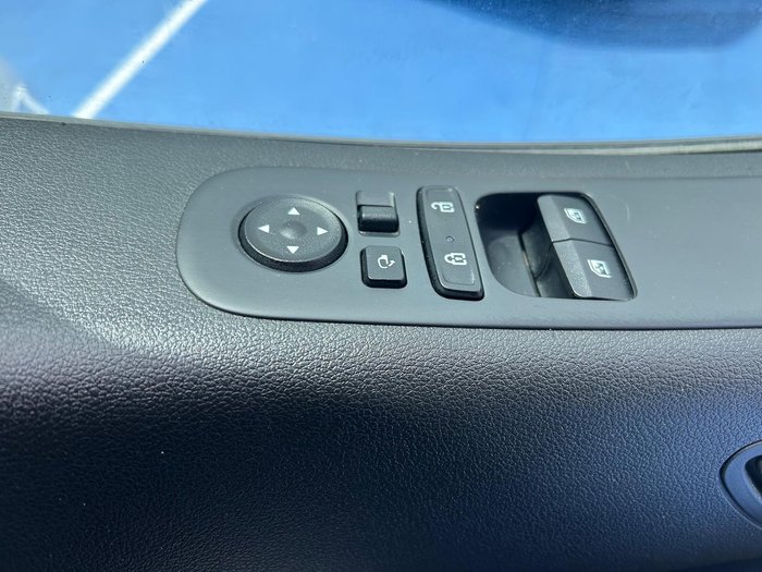 2021 Hyundai STARIA LOAD