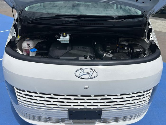 2021 Hyundai STARIA LOAD