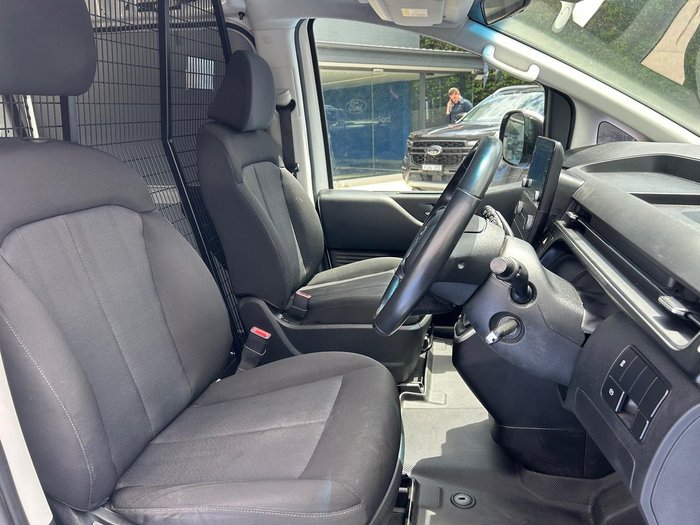 2021 Hyundai STARIA LOAD